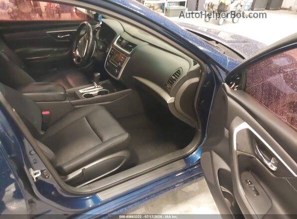 1N4AL3AP3HC118326 2017 NISSAN ALTIMA Dark Blue Front interior view