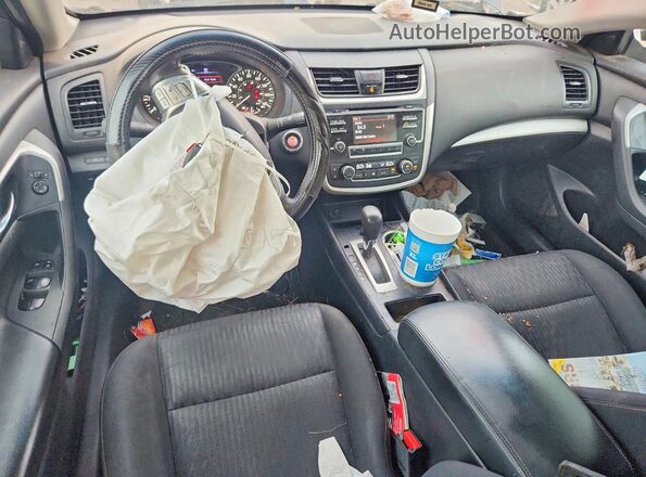 1N4AL3AP3HC210164 2017 NISSAN ALTIMA Gray Widok deski rozdzielczej