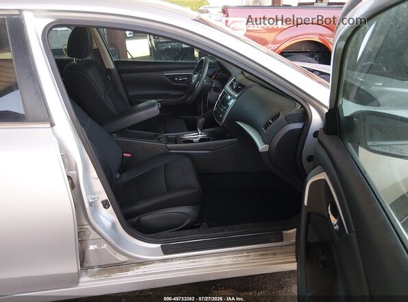 1N4AL3AP3HC247148 2017 NISSAN ALTIMA Silver Вид салону спереду