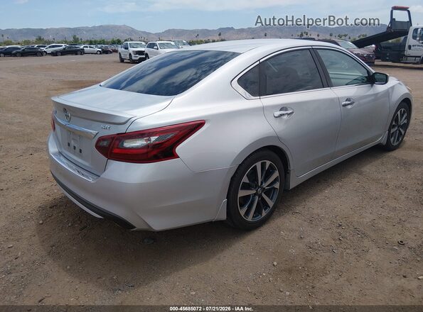 1N4AL3AP3HN320023 2017 NISSAN ALTIMA Серебряный Задняя правая четверть