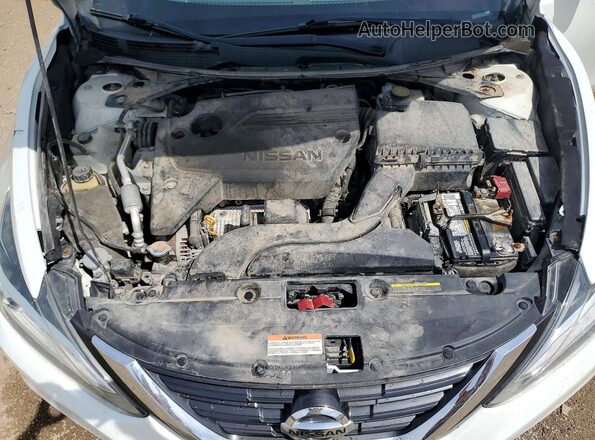 1N4AL3AP3JC148139 2018 NISSAN ALTIMA White Вид задньої частини салону