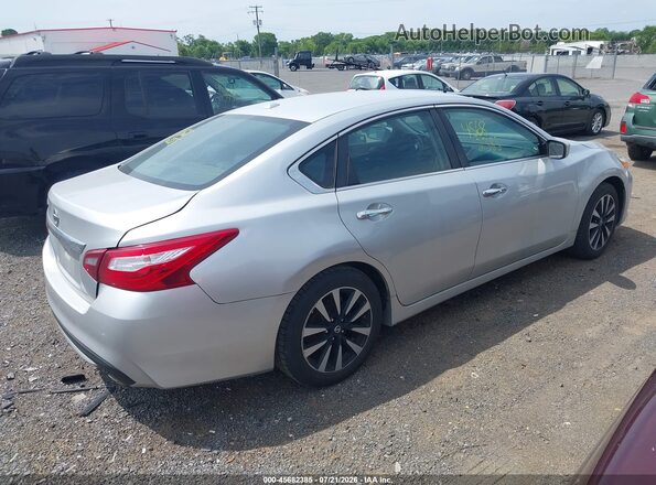 1N4AL3AP3JC151381 2018 NISSAN ALTIMA Silver Задня права чверть