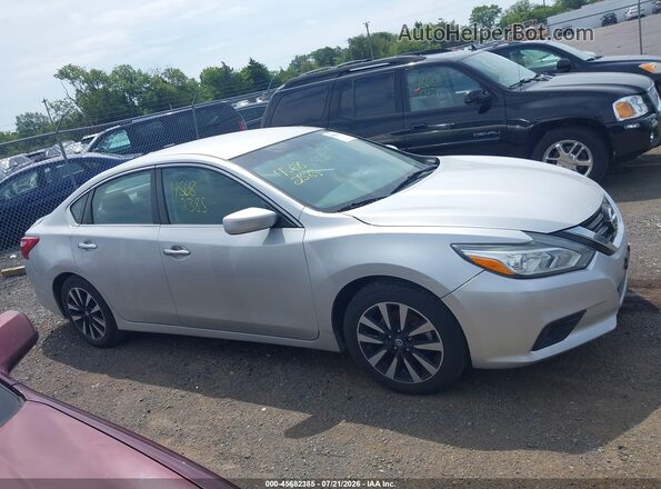 1N4AL3AP3JC151381 2018 NISSAN ALTIMA Silver Вид задньої частини салону