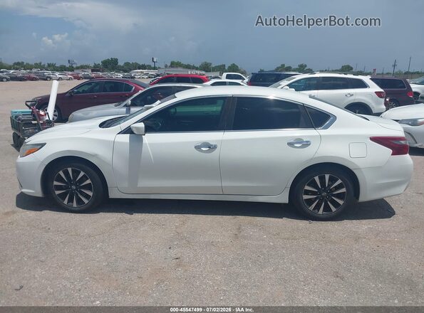 1N4AL3AP3JC206802 2018 NISSAN ALTIMA Белый Панорамный вид салона 360°