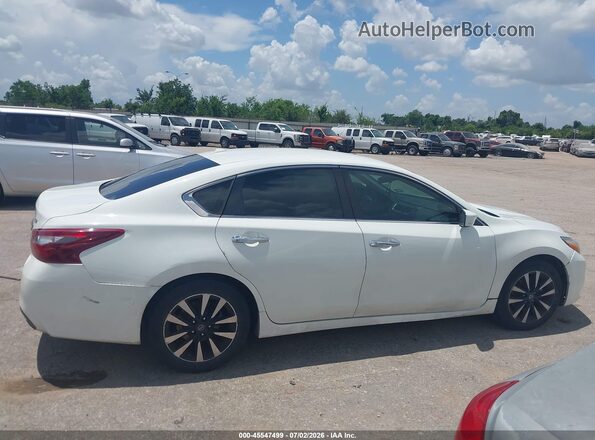 1N4AL3AP3JC206802 2018 NISSAN ALTIMA Белый Вид задней части салона