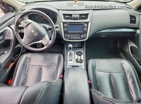 1N4AL3AP3JC212034 2018 NISSAN ALTIMA Black წინა პანელის ხედი