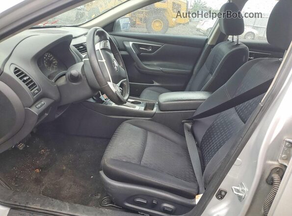 1N4AL3AP3JC248810 2018 NISSAN ALTIMA Silver Front interior view