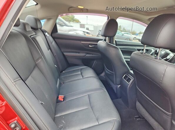 1N4AL3AP4GC113456 2016 NISSAN ALTIMA Red Հետևի նստատեղերի տեսք