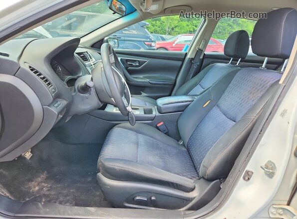 1N4AL3AP4GC126921 2016 NISSAN ALTIMA White Սալոնի դիմացի տեսք