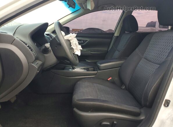 1N4AL3AP4GC140057 2016 NISSAN ALTIMA White Սալոնի դիմացի տեսք