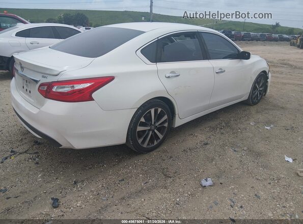 1N4AL3AP4GC172698 2016 NISSAN ALTIMA Белый Задняя правая четверть