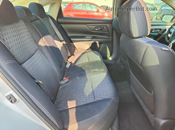 1N4AL3AP4GC230521 2016 NISSAN ALTIMA Silver Vista de los asientos traseros