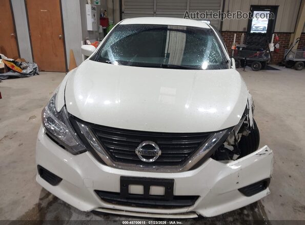 1N4AL3AP4GC239588 2016 NISSAN ALTIMA White Rear interior view