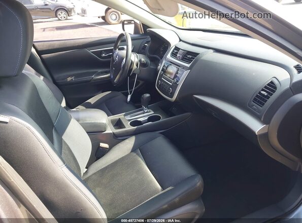 1N4AL3AP4GC286510 2016 NISSAN ALTIMA Gray Front interior view