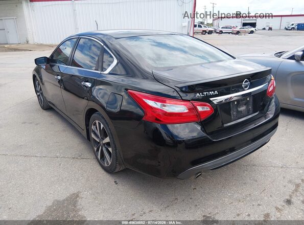 1N4AL3AP4GN319882 2016 NISSAN ALTIMA Черный Задняя левая четверть