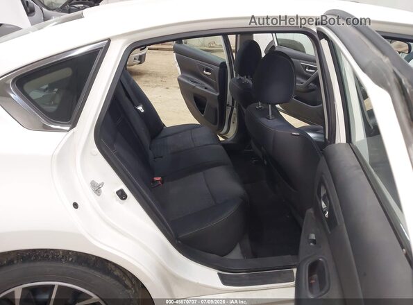 1N4AL3AP4HC245697 2017 NISSAN ALTIMA White Widok naklejki z numerem VIN