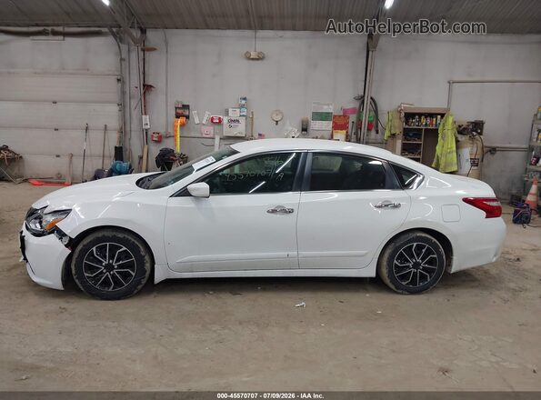 1N4AL3AP4HC245697 2017 NISSAN ALTIMA White 