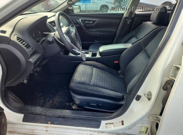 1N4AL3AP4HC278229 2017 NISSAN ALTIMA White Widok wnętrza z przodu