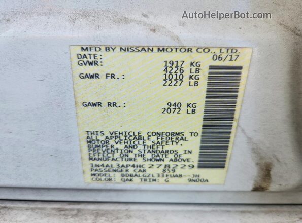 1N4AL3AP4HC278229 2017 NISSAN ALTIMA White Widok komory silnika