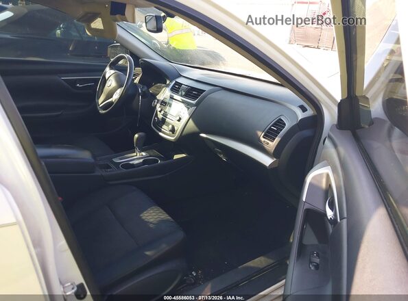 1N4AL3AP4HC284158 2017 NISSAN ALTIMA Белый Вид салона спереди