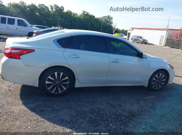 1N4AL3AP4HC284158 2017 NISSAN ALTIMA Белый Вид задней части салона