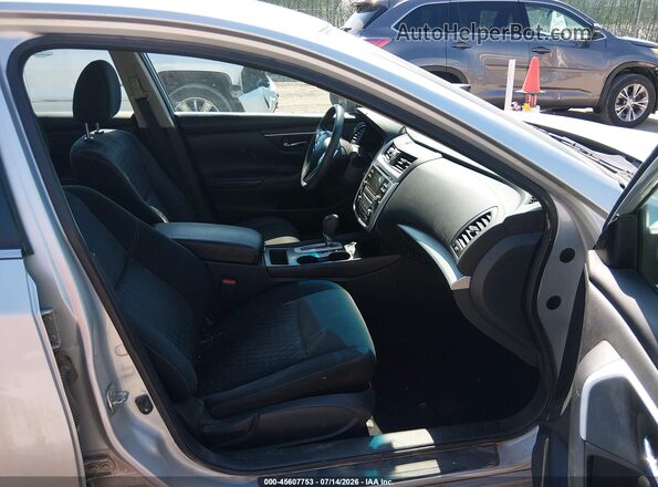1N4AL3AP4HC477300 2017 NISSAN ALTIMA Silver Widok wnętrza z przodu