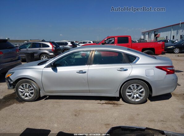 1N4AL3AP4HC477300 2017 NISSAN ALTIMA Silver Widok wnętrza 360 stopni