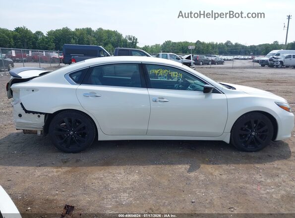 1N4AL3AP4HC486384 2017 NISSAN ALTIMA White Vista interior trasera