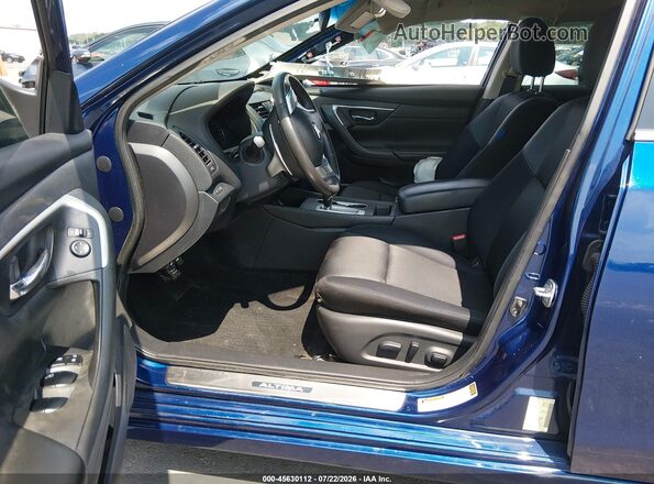 1N4AL3AP4HN312061 2017 NISSAN ALTIMA Blue Вид салону спереду