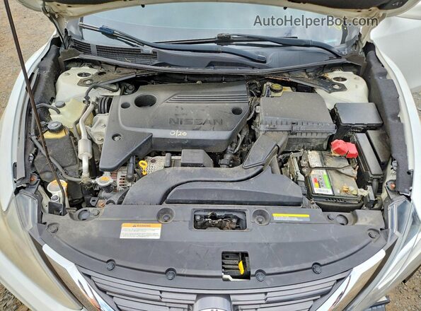 1N4AL3AP4HN325389 2017 NISSAN ALTIMA White Вид задньої частини салону