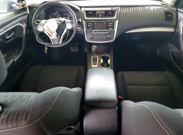 1N4AL3AP4HN364371 2017 NISSAN ALTIMA Silver Widok deski rozdzielczej