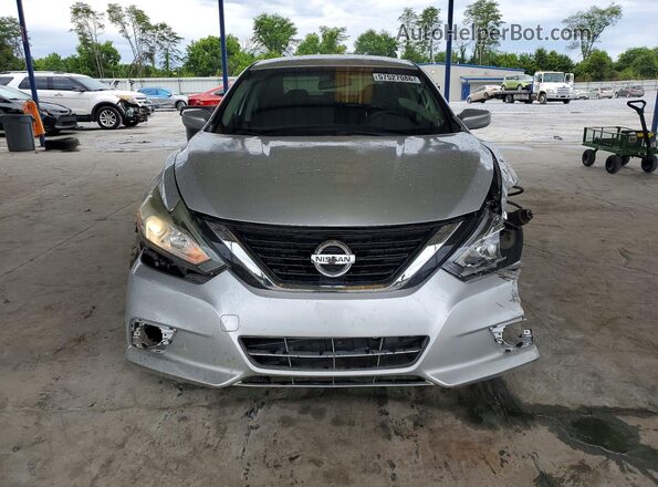 1N4AL3AP4HN364371 2017 NISSAN ALTIMA Silver Widok z przodu