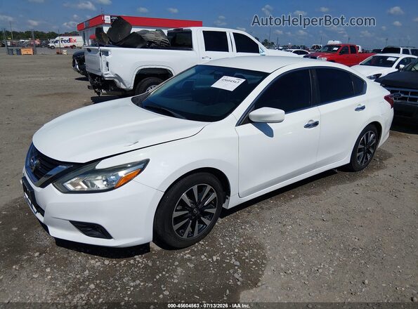 1N4AL3AP4JC136324 2018 NISSAN ALTIMA White Առջևի ձախ երեք քառորդ տեսարան