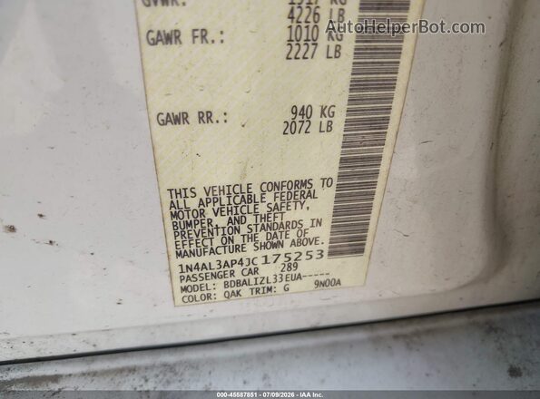 1N4AL3AP4JC175253 2018 NISSAN ALTIMA White Vista del compartimento del motor