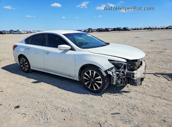 1N4AL3AP4JC237489 2018 NISSAN ALTIMA White Передня права чверть