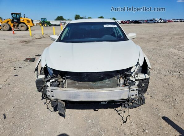1N4AL3AP4JC237489 2018 NISSAN ALTIMA White Вид спереду