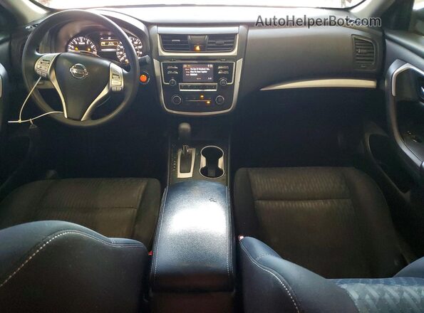 1N4AL3AP4JC242806 2018 NISSAN ALTIMA Red Vista del salpicadero