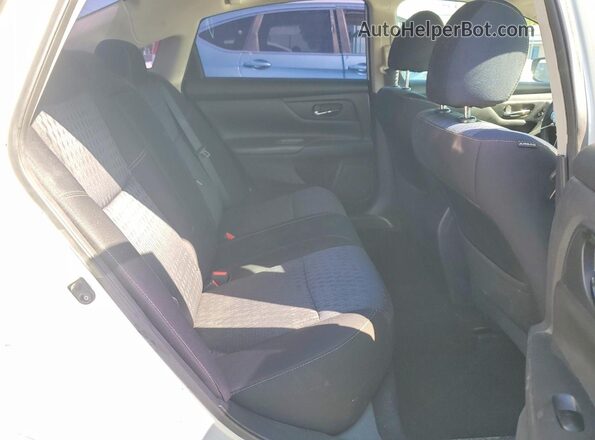 1N4AL3AP5GC144649 2016 NISSAN ALTIMA White Rear seats view