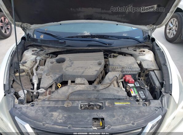 1N4AL3AP5GC160978 2016 NISSAN ALTIMA White უკანა ხედი