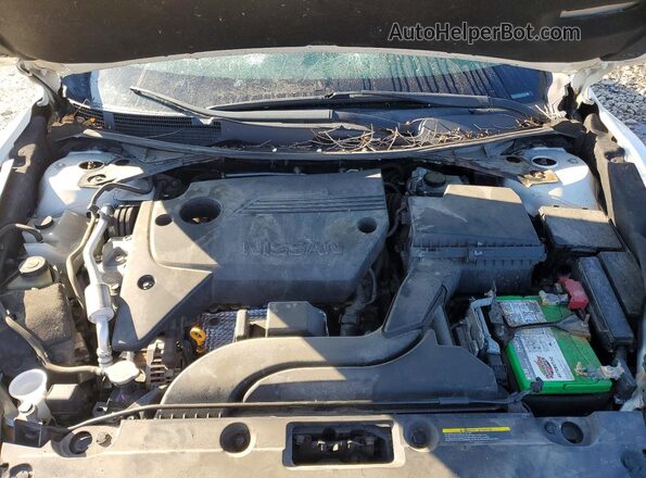 1N4AL3AP5HC133443 2017 NISSAN ALTIMA White Widok wnętrza z tyłu