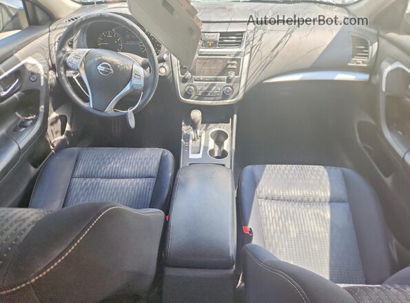 1N4AL3AP5HC148055 2017 NISSAN ALTIMA Gray Vista del salpicadero