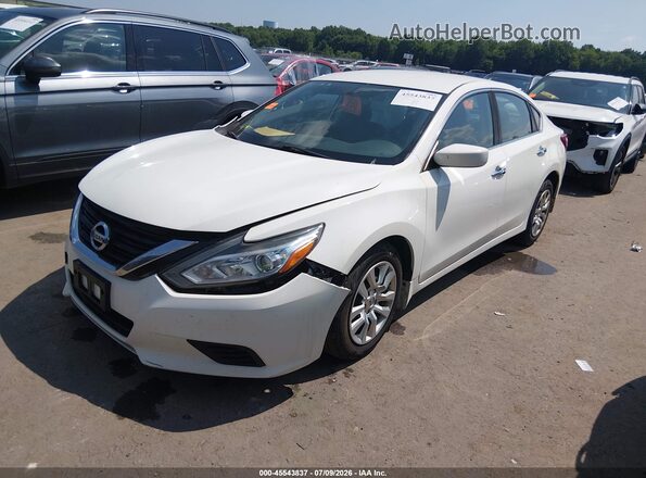 1N4AL3AP5HC264467 2017 NISSAN ALTIMA White Vista tres cuartos delantera izquierda