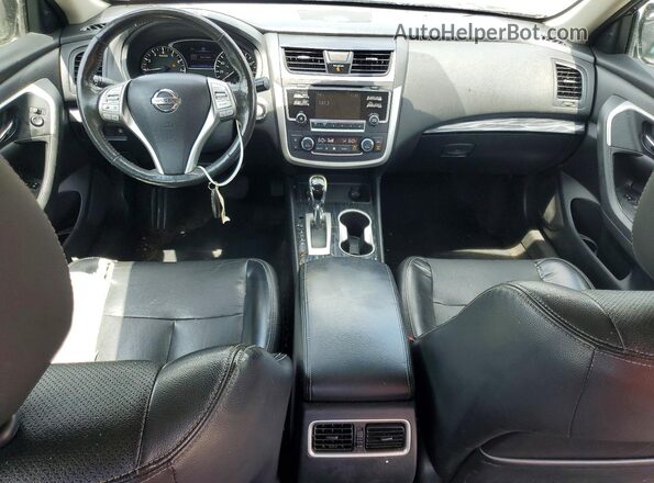 1N4AL3AP5HC273217 2017 NISSAN ALTIMA Gray Widok deski rozdzielczej