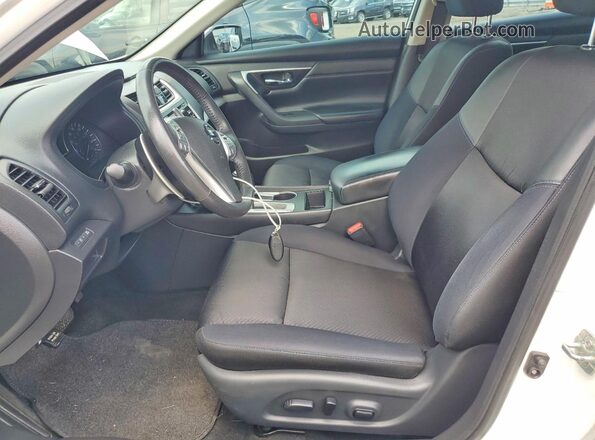 1N4AL3AP5HC477080 2017 NISSAN ALTIMA White წინა სალონის ხედი
