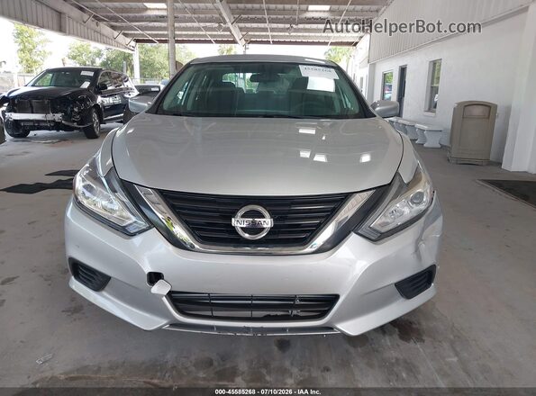 1N4AL3AP5HC491013 2017 NISSAN ALTIMA Silver Widok zestawu wskaźników