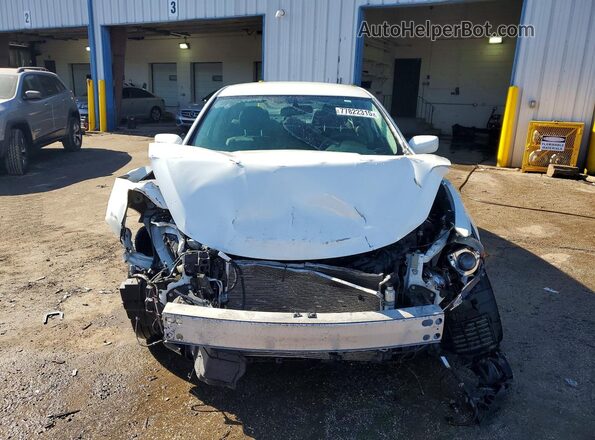 1N4AL3AP5HC492890 2017 NISSAN ALTIMA White Widok z przodu
