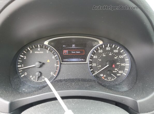 1N4AL3AP5HC940495 2017 NISSAN ALTIMA Red Вид щитка приладів