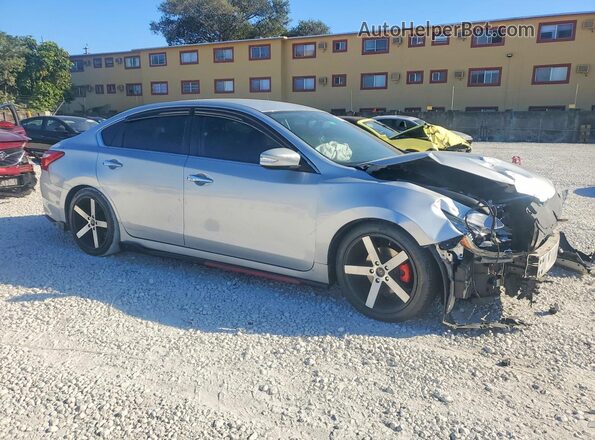 1N4AL3AP5JC128510 2018 NISSAN ALTIMA Silver Front right