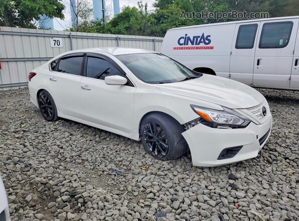 1N4AL3AP5JC239641 2018 NISSAN ALTIMA White Delantero derecho