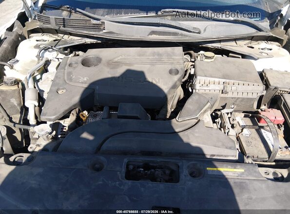 1N4AL3AP6GC156115 2016 NISSAN ALTIMA White Rear view